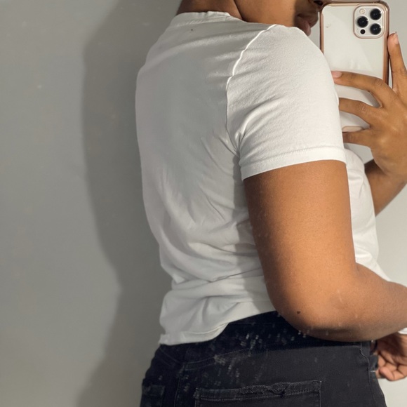 Calvin Klein T-Shirt - Picture 2 of 2